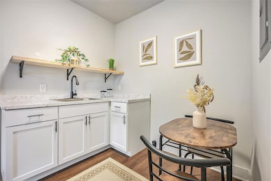 415 W Walnut St, Kalamazoo, MI 49007 - photo 7