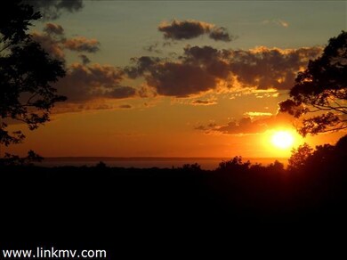 8 Four Way, Vineyard Haven, MA 02568 - photo 2