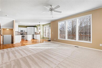 21009 W 53rd Terrace, Shawnee, KS 66218 - photo 4