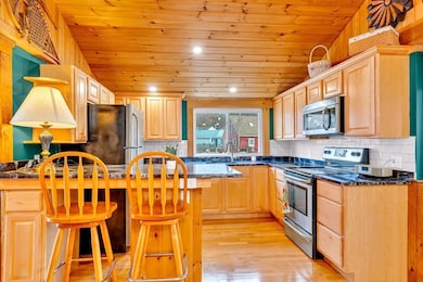 1 Bisson Ln, Merrimac, MA 01860 - photo 6