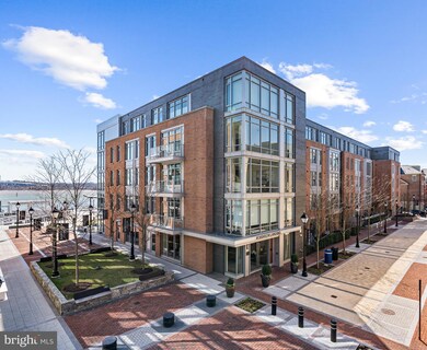 310 Strand St unit 301, Alexandria, VA 22314 - photo 3