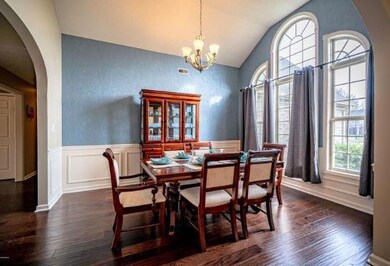 8506 Pathfinder Ct, Louisville, KY 40291 - photo 3