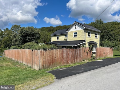 114 Alliance Ave, Portage, PA 15946 - photo 2