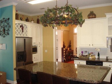 1401 Edgewood Dr unit 67, Weslaco, TX 78596 - photo 4