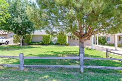 White picket fence!