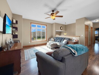 1505 35th Ave SW, Minot, ND 58701 - photo 5