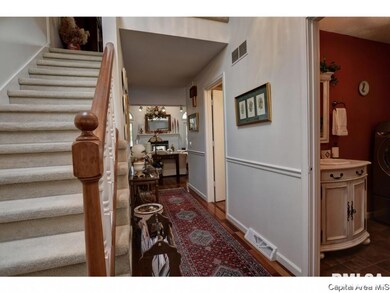 2706 S Chase Dr, Springfield, IL 62704 - photo 2