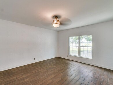 500 Sally Ln, Cleburne, TX 76033 - photo 5