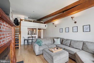 50 N Front St unit 502, Philadelphia, PA 19106 - photo 6