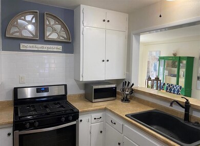 1212 S Lamar St, Weatherford, TX 76086 - photo 5