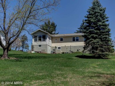 4366 Bartholow Rd, Sykesville, MD 21784 - photo 4