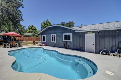 Pool 4