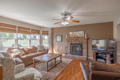 You will love this large great room with hardwood 
