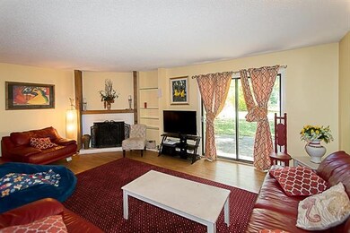 7120 Flint Dr, Shawnee, KS 66203 - photo 5