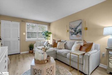 26 Faris Cir, Greenville, SC 29605 - photo 4