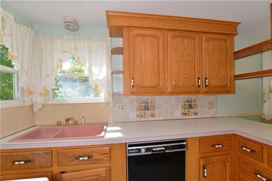 90 Gulf St, Warwick, RI 02886 - photo 3