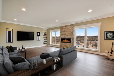 132 N Water St unit 403, Batavia, IL 60510 - photo 3