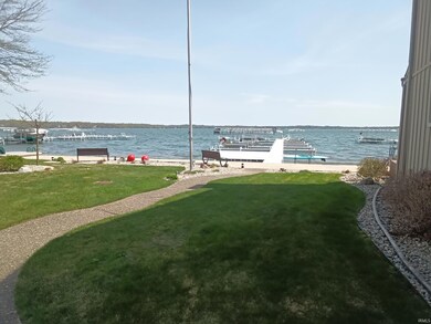 411 E Washington St unit 14, Culver, IN 46511 - photo 7