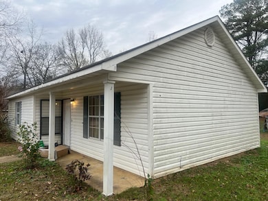210 Felker St, Booneville, MS 38829 - photo 3