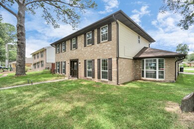 7211 Bayou Oaks Dr, Houston, TX 77088 - photo 2