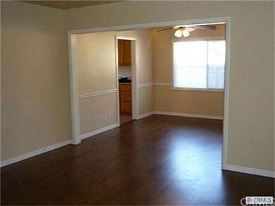 Bright Dining Area from Living Room to Kitchen