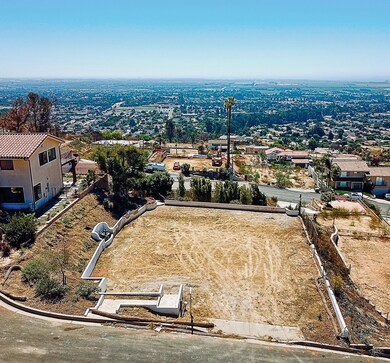 0010_5558 Crestone_0034_5_6