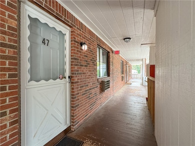 567 Smithfield Rd unit 47, North Providence, RI 02904 - photo 2