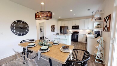 6422 Oak Village Dr, Louisville, KY 40228 - photo 7