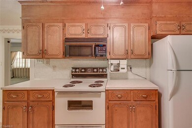 732 Vestal Creek Ct, Asheboro, NC 27205 - photo 7