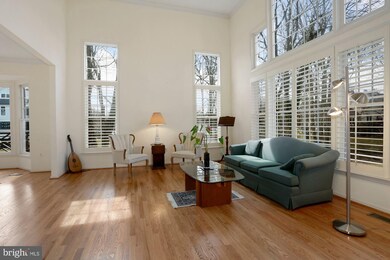 9935 Bickley Ct, Vienna, VA 22181 - photo 6