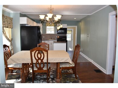 331 Bowers Ave, Runnemede, NJ 08078 - photo 4