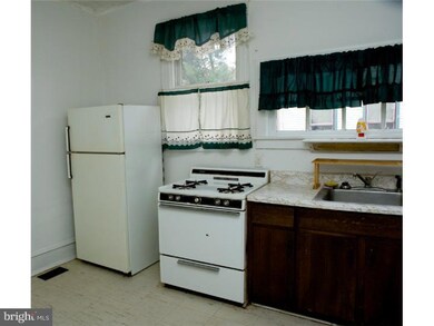 10 Clifton Ave, Merchantville, NJ 08109 - photo 4