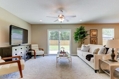 6640 Bennett Rd, Jacksonville, FL 32216 - photo 4