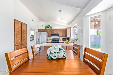 3202 W Helena Dr, Phoenix, AZ 85053 - photo 7