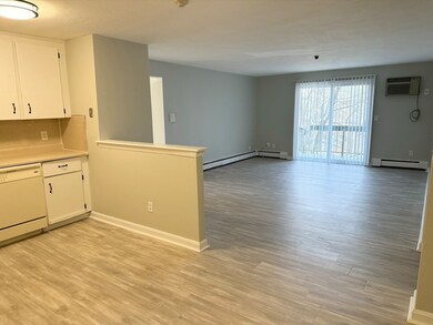 21 North Ave unit 28, Rockland, MA 02370 - photo 6