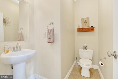 1846 Blue Heron Ln, Palmyra, PA 17078 - photo 6