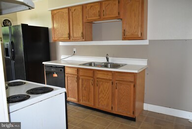 4110 7th Ave, Temple, PA 19560 - photo 6