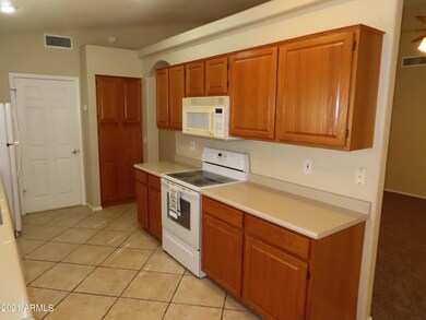 111 S Sean Dr, Chandler, AZ 85224 - photo 6