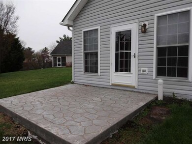 205 Cranberry Ct, Winchester, VA 22602 - photo 6