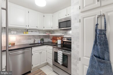 1331 Vermont Ave NW unit B, Washington, DC 20005 - photo 7