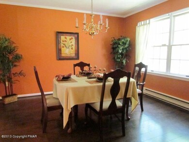 565 Lake Rd, Canadensis, PA 18325 - photo 3