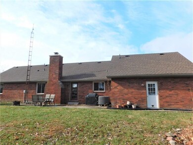 712 S Christy Rd, Greensburg, IN 47240 - photo 2