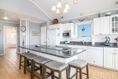 208 N Memorial Blvd, Kill Devil Hills, NC 27948 - photo 4