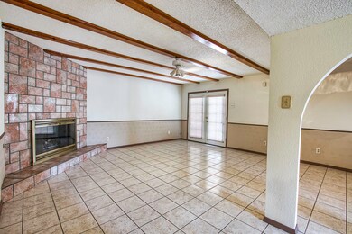 11105 La Quinta Place unit A, El Paso, TX 79936 - photo 5