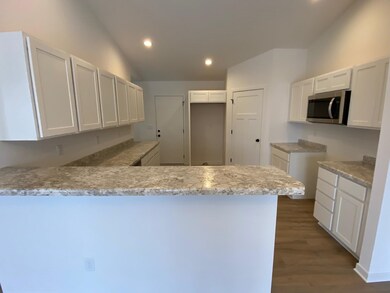 1035 Plum Ct, Janesville, WI 53546 - photo 5