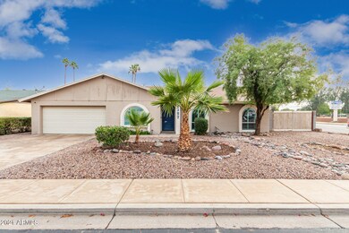 2357 S Davis Cir unit 2, Mesa, AZ 85210 - photo 2