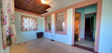 89-10 121st St, Jamaica, NY 11418 - photo 4