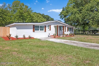 6706 Flopsy Ln, Jacksonville, FL 32210 - photo 3