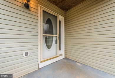 626 Tritapoe Dr, Knoxville, MD 21758 - photo 4