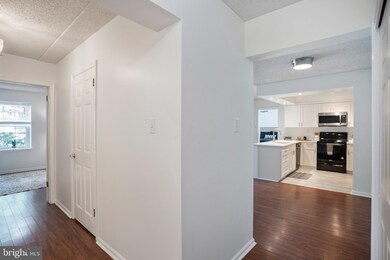 411 Washington Place unit 11, Chesterbrook, PA 19087 - photo 5
